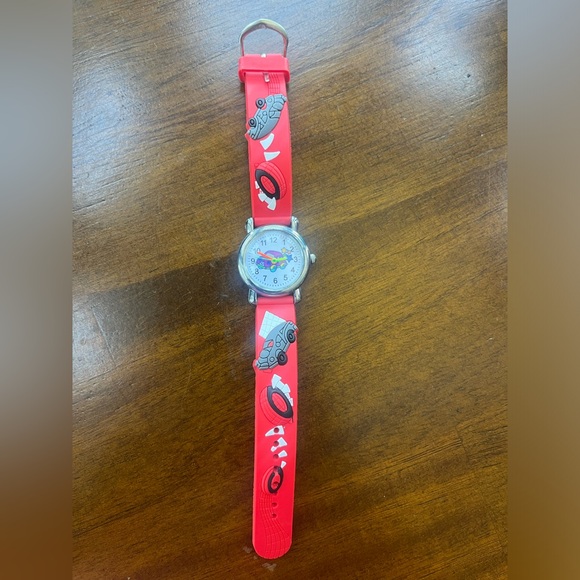 Boys watch OS - Picture 2 of 4